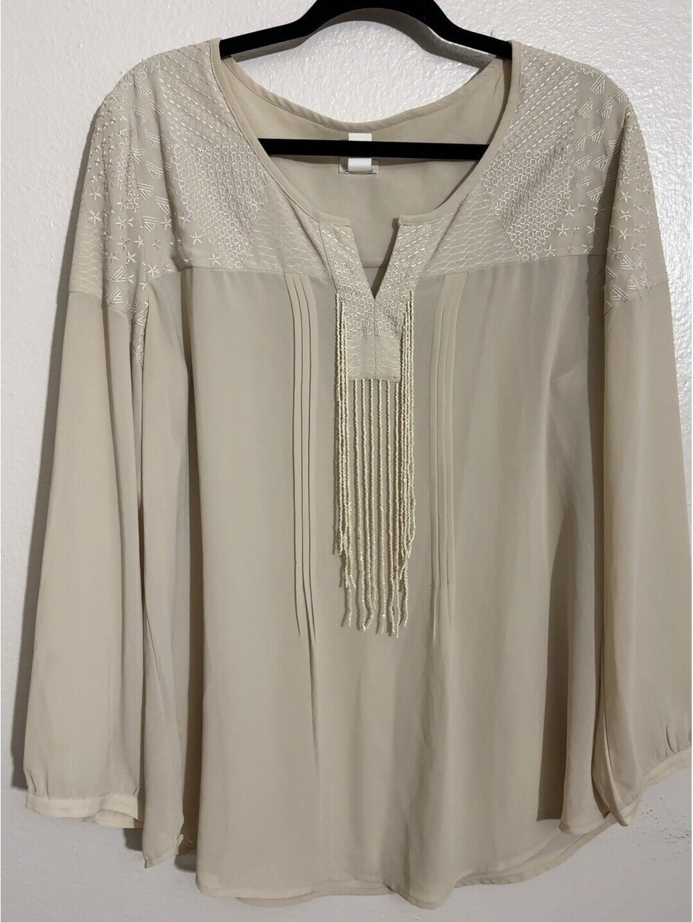 Chico's Beige Beaded Fringe V Neck Blouse Size 3